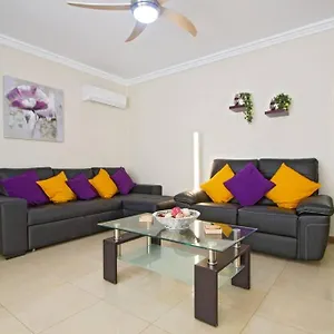 riviera-park-2b-central-2-bed.puertodelcarmen-hotels.org/